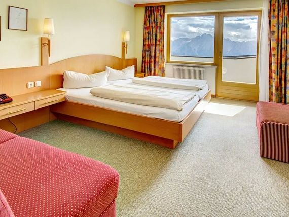 Sporthotel Hochlienz 4*