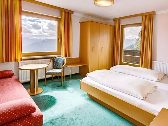 Sporthotel Hochlienz 4*
