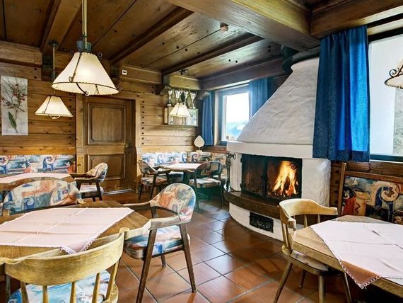 Sporthotel Hochlienz 4*