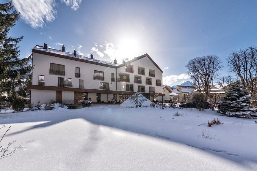 obiekt, teren hotelu