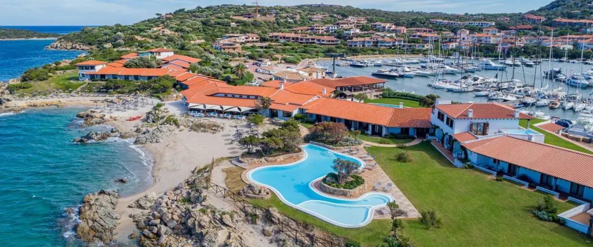 plaża, teren hotelu, obiekt