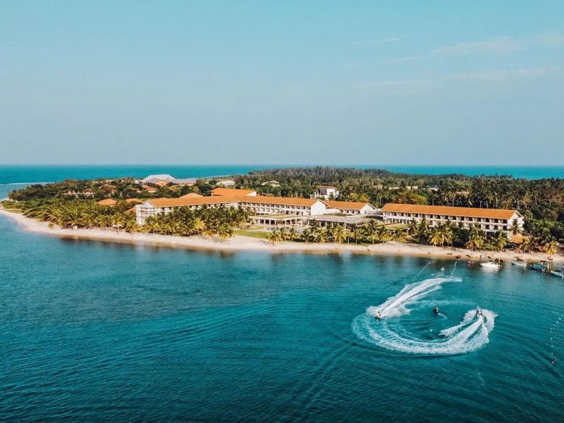 Amaya Beach Passikudah