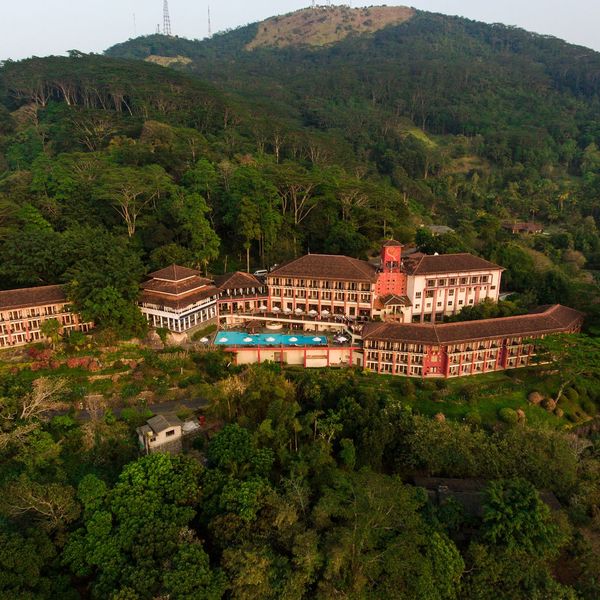 Amaya Hills