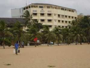 Browns Beach 3*