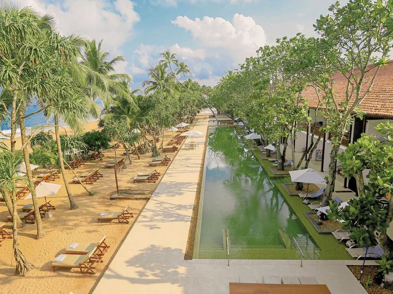 Pandanus Beach Resort and Spa (ex Emerald Bay)