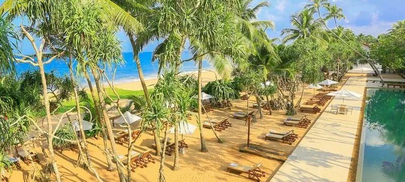 Pandanus Beach Resort and Spa (ex Emerald Bay)
