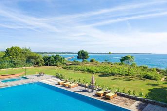 Sooriya Resort Spa