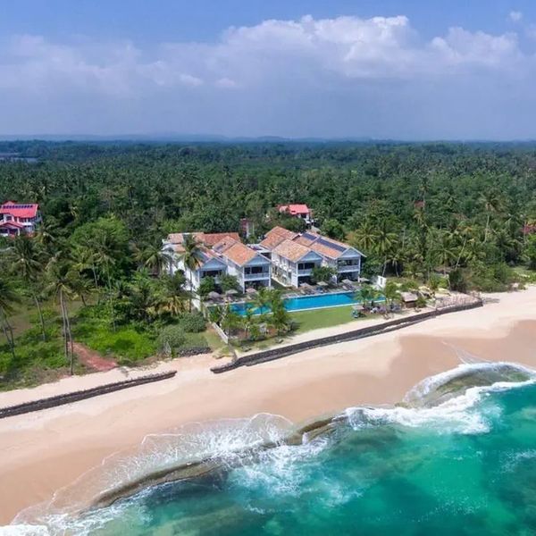 Sri Sharavi Beach Villas & Spa