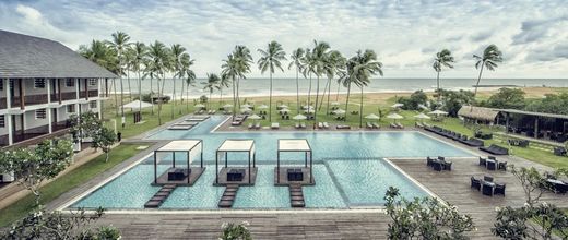 Suriya Luxury Resort