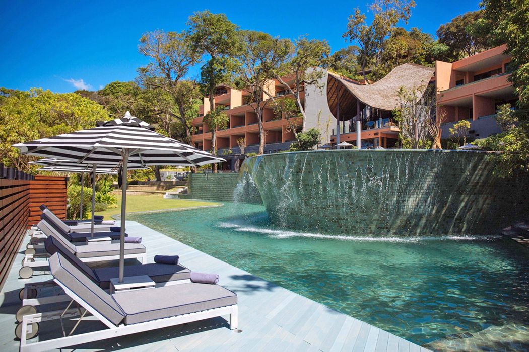 obiekt, teren hotelu, basen