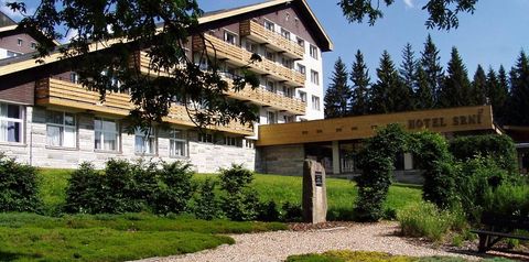 obiekt, budynek główny, teren hotelu