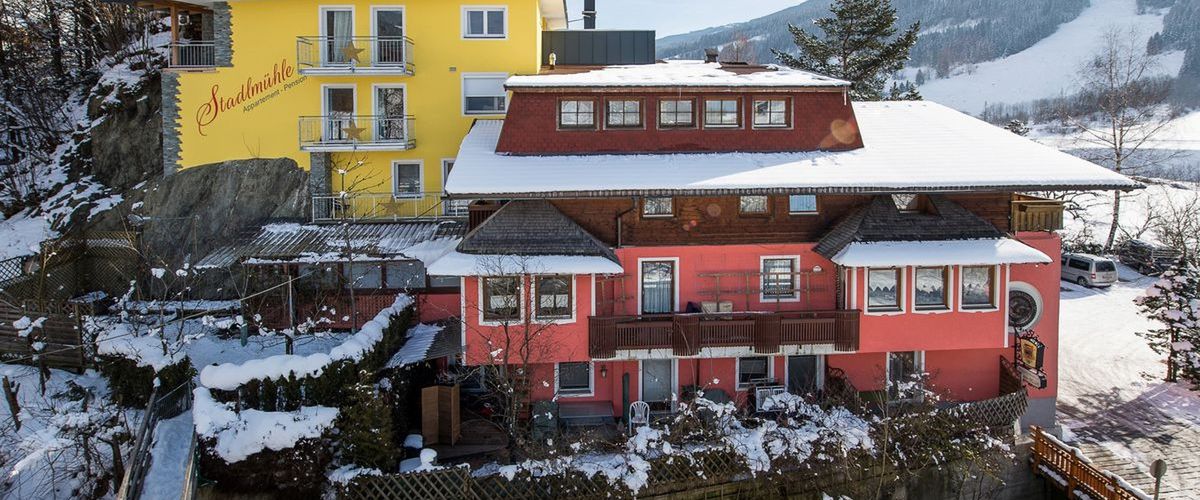 teren hotelu, budynek główny, obiekt