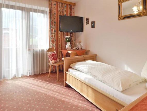 Standlhof 3*