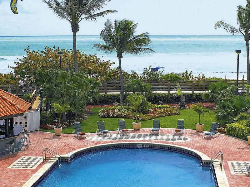 Days Inn Oceanside 3*
