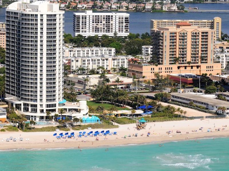 DoubleTree by Hilton Ocean Point Resort &amp; Spa 3*
