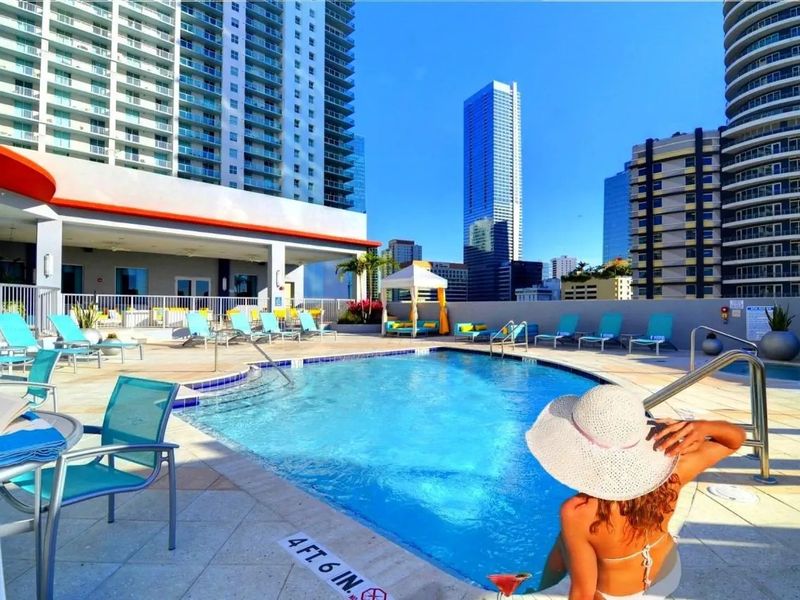 Hampton Inn &amp; Suites Miami Brickell Downtown 3*