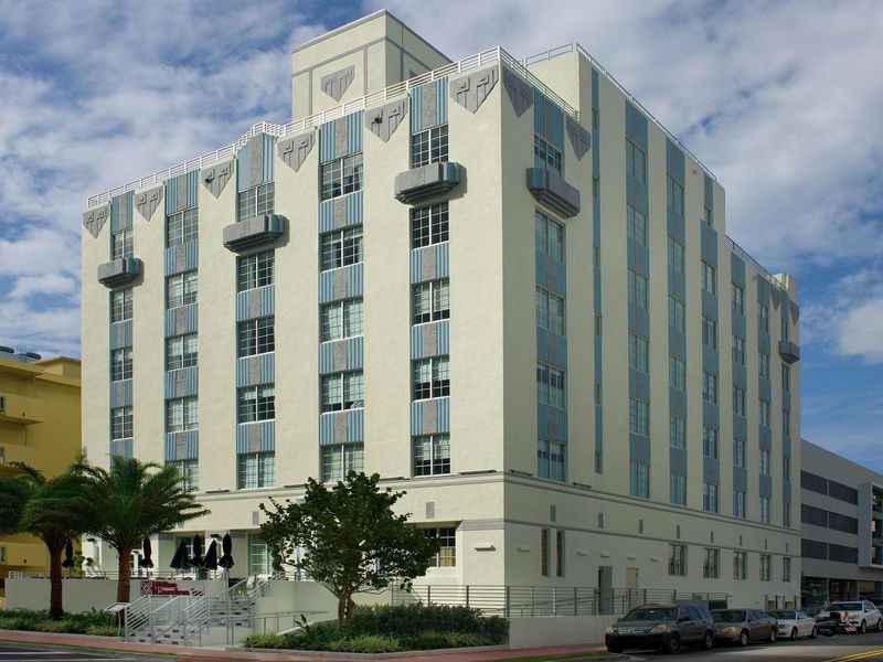 Hilton Garden Inn Miami South Beach 3*
