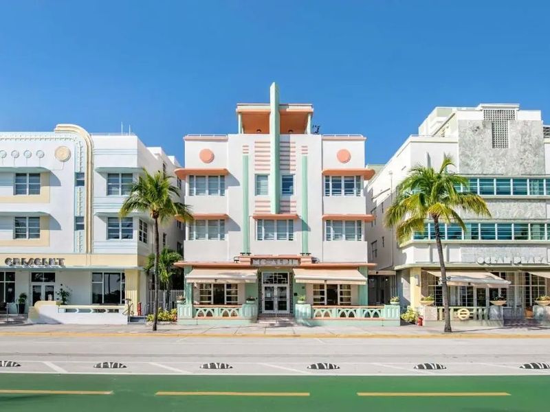 Hilton Vacation Club Crescent On South Beach 3*