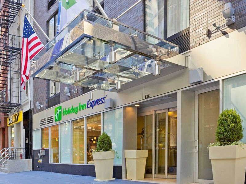 Holiday Inn Express Wall Street