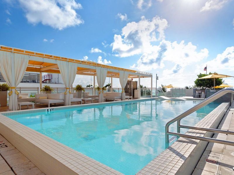 Leslie Ocean Drive 4*
