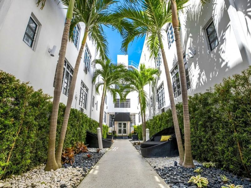 Lincoln Arms Suites 3*