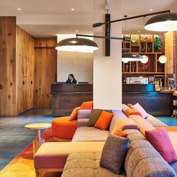 Radio Hotel