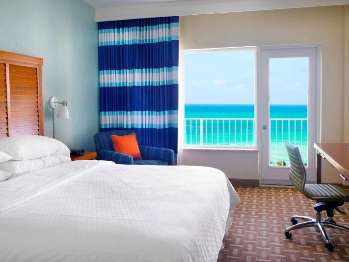 Radisson Miami Beach (ex. Four Points by Sheraton Miami Beach) 3*
