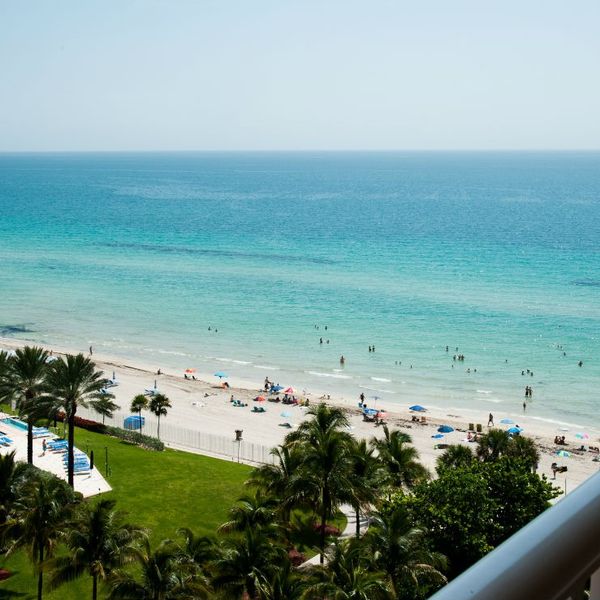 Ramada Plaza by Wyndham Marco Polo Beach Resort