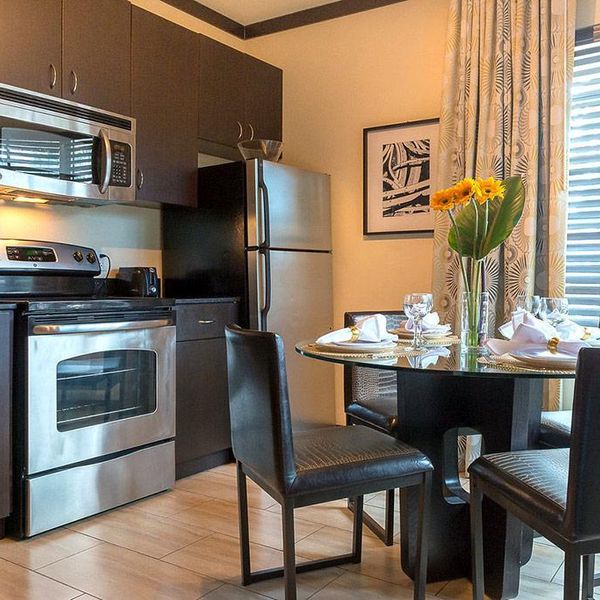 Tradewinds Apartment & Hotel