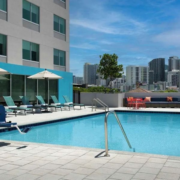 Tru by Hilton West Brickell
