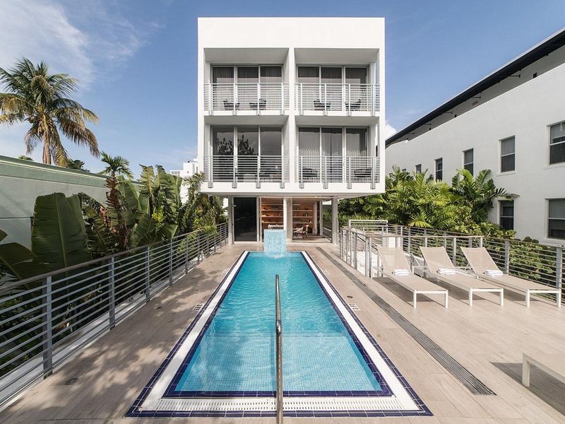 Urbanica The Meridian 3*