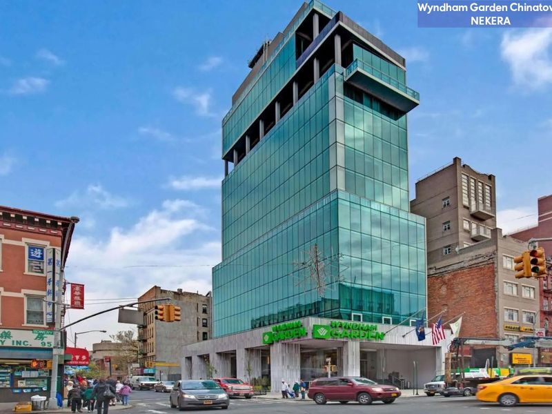 Wyndham Garden Chinatown 3*