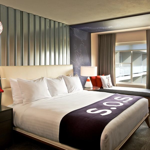 Zephyr (ex Radisson Fisherman's Wharf)