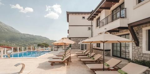 obiekt, teren hotelu, basen