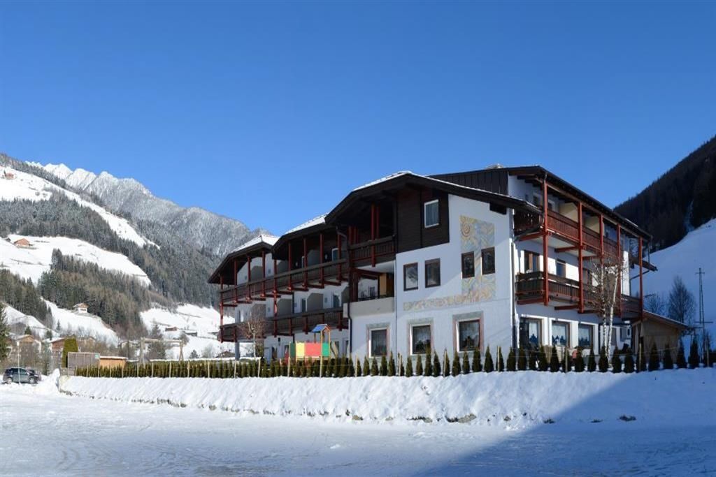 obiekt, teren hotelu