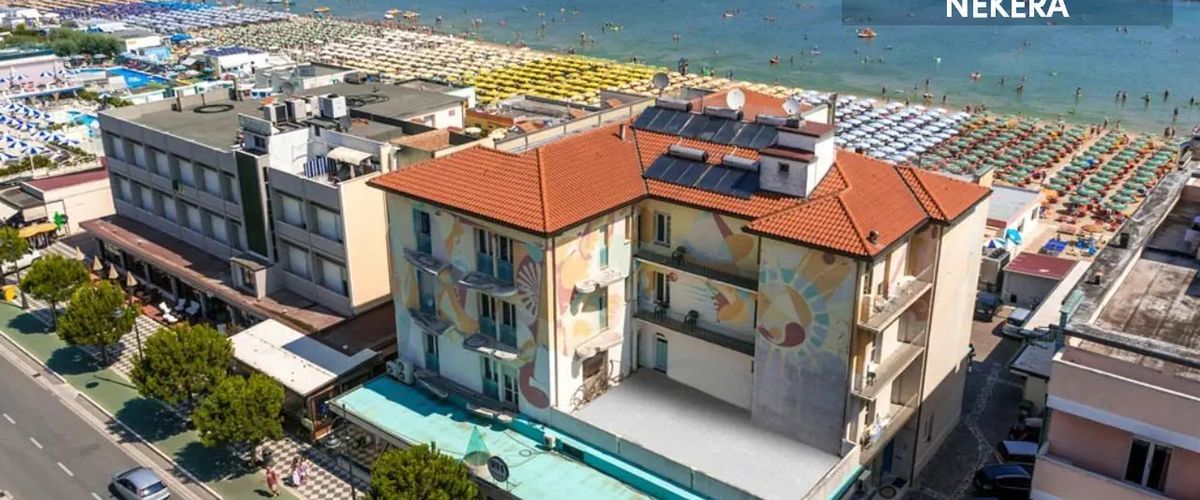 teren hotelu, plaża, obiekt