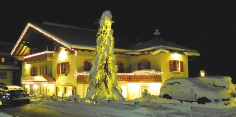 obiekt, budynek główny