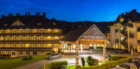 obiekt, budynek główny