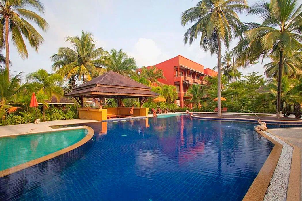 obiekt, teren hotelu, basen