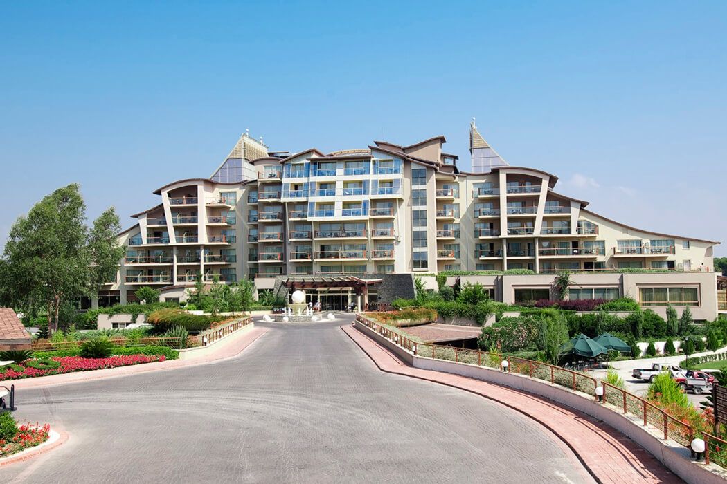 obiekt, budynek główny, teren hotelu