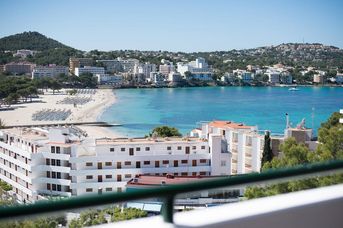 Sun Beach (Santa Ponsa)