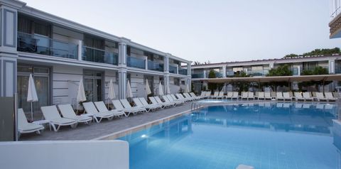 zjeżdżalnia, basen, obiekt