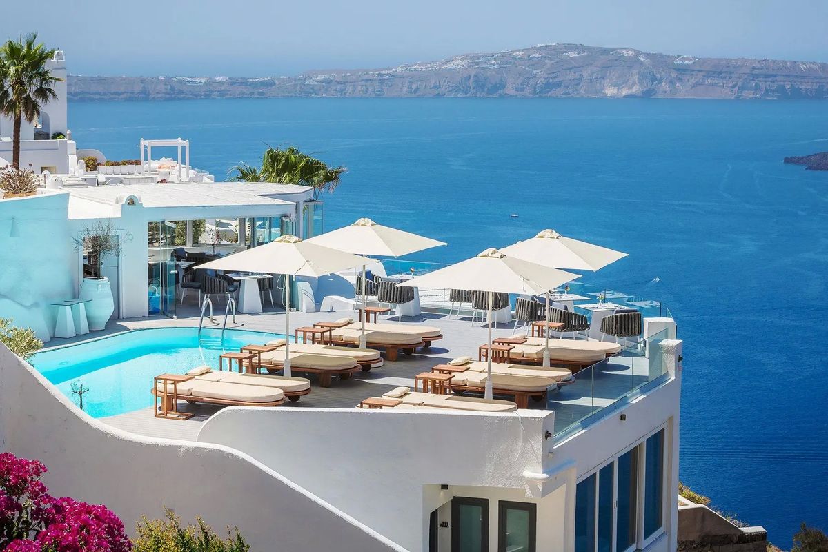 obiekt, teren hotelu, basen