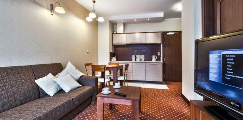 kuchnia / aneks kuchenny, apartament, pokój, teren hotelu, budynek główny