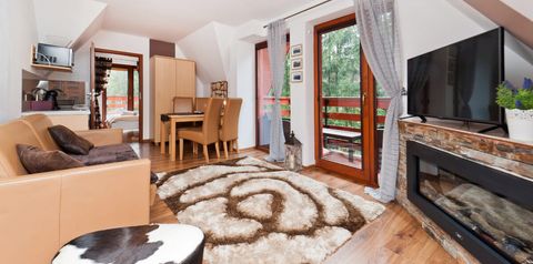 kuchnia / aneks kuchenny, balkon / taras, pokój