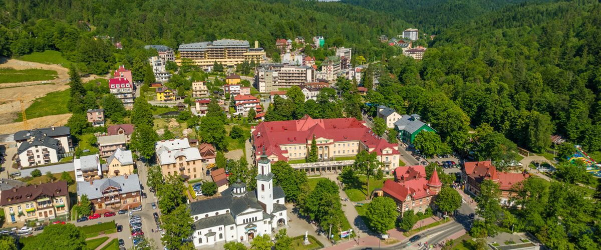 teren hotelu, góry