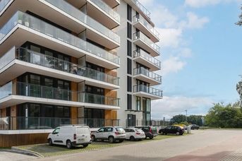 Sun & Snow Lighthouse