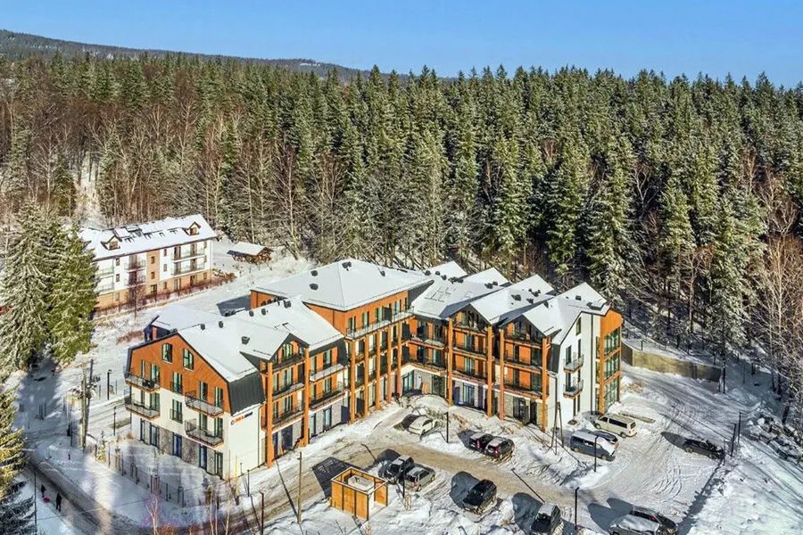 obiekt, teren hotelu