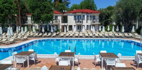 obiekt, teren hotelu, basen