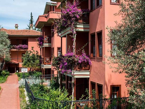 obiekt, teren hotelu